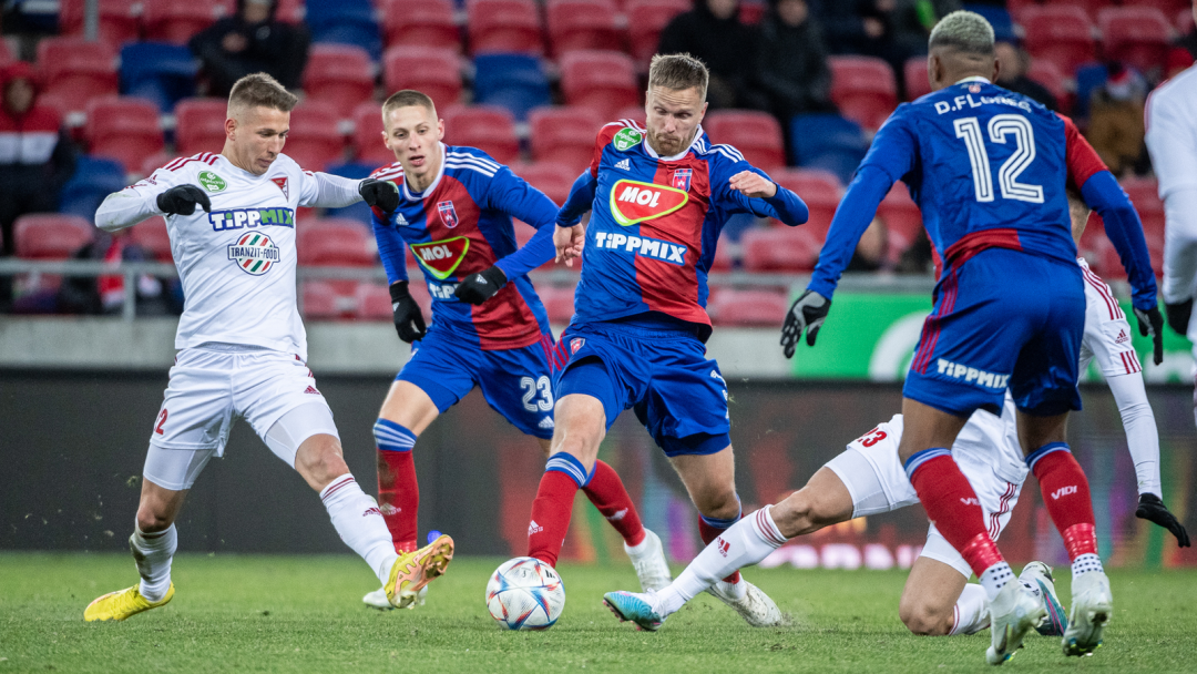 Kasper Larsen