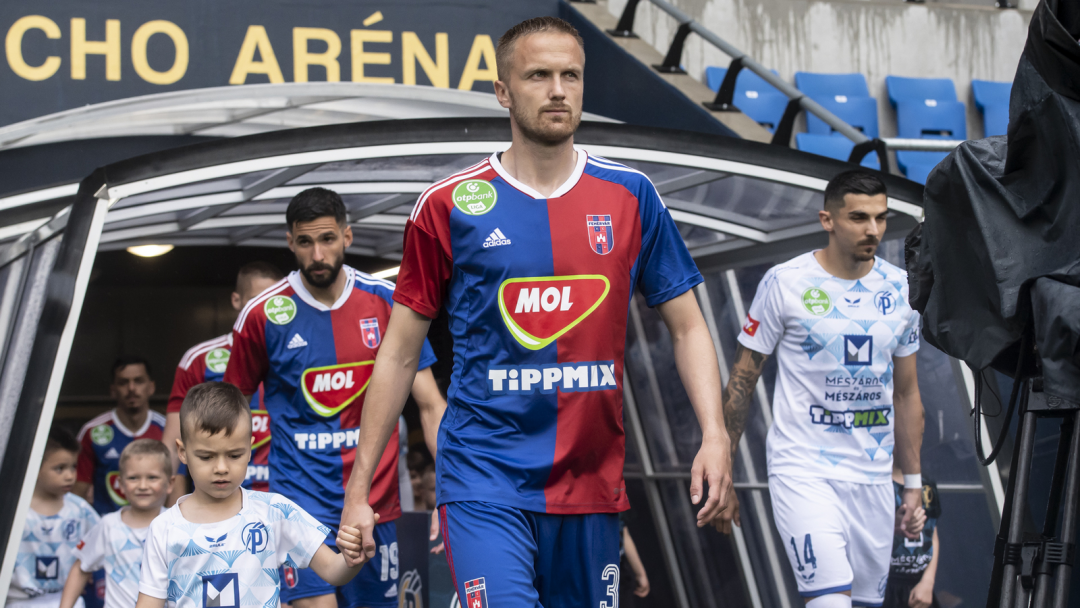 Kasper Larsen